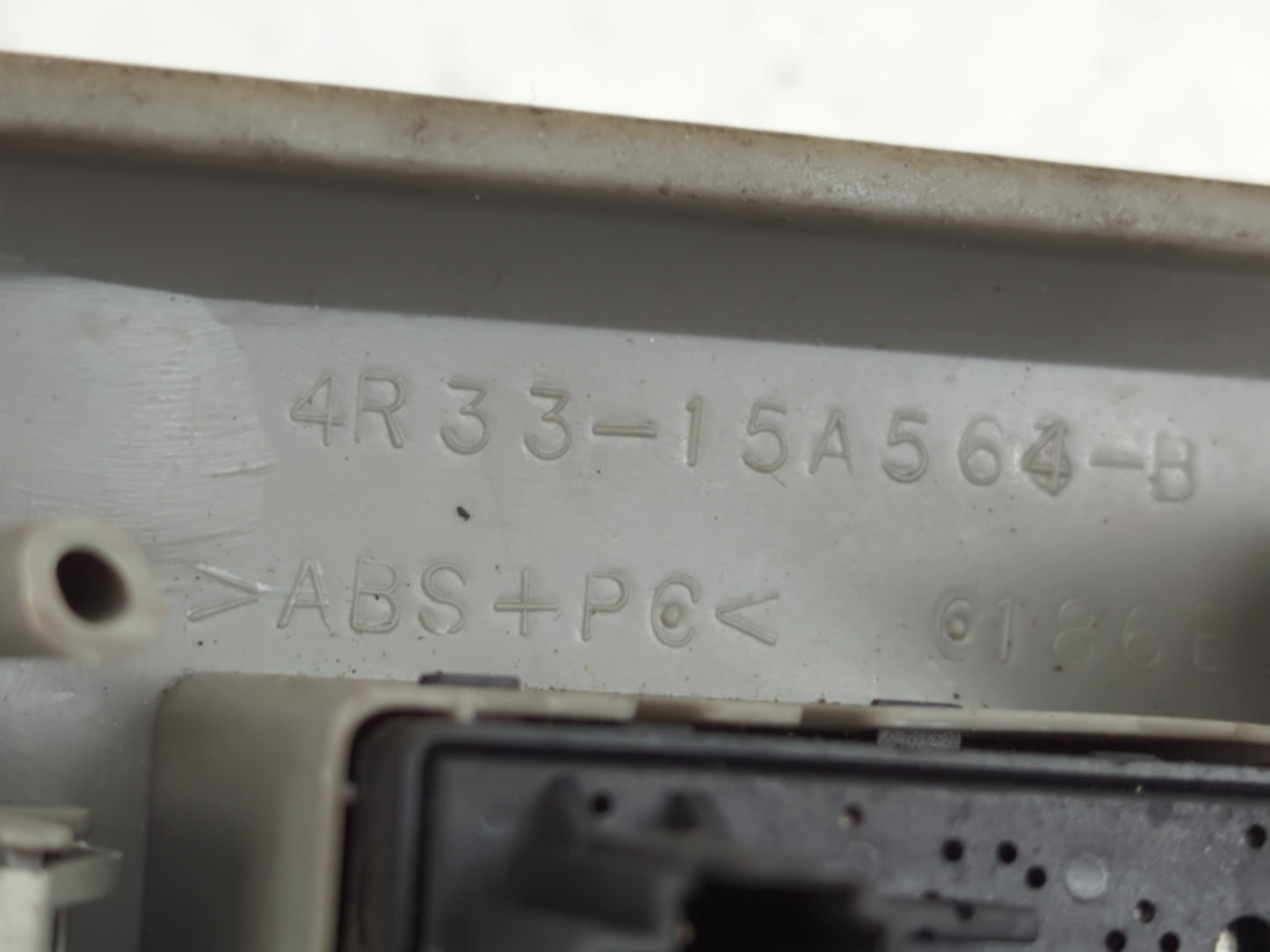2005-2009 Ford Mustang Master Power Window Switch Replacement Driver Side Left P/N:4R33-15A564-B Fits OEM Used Auto Parts - Oemusedautoparts1.com