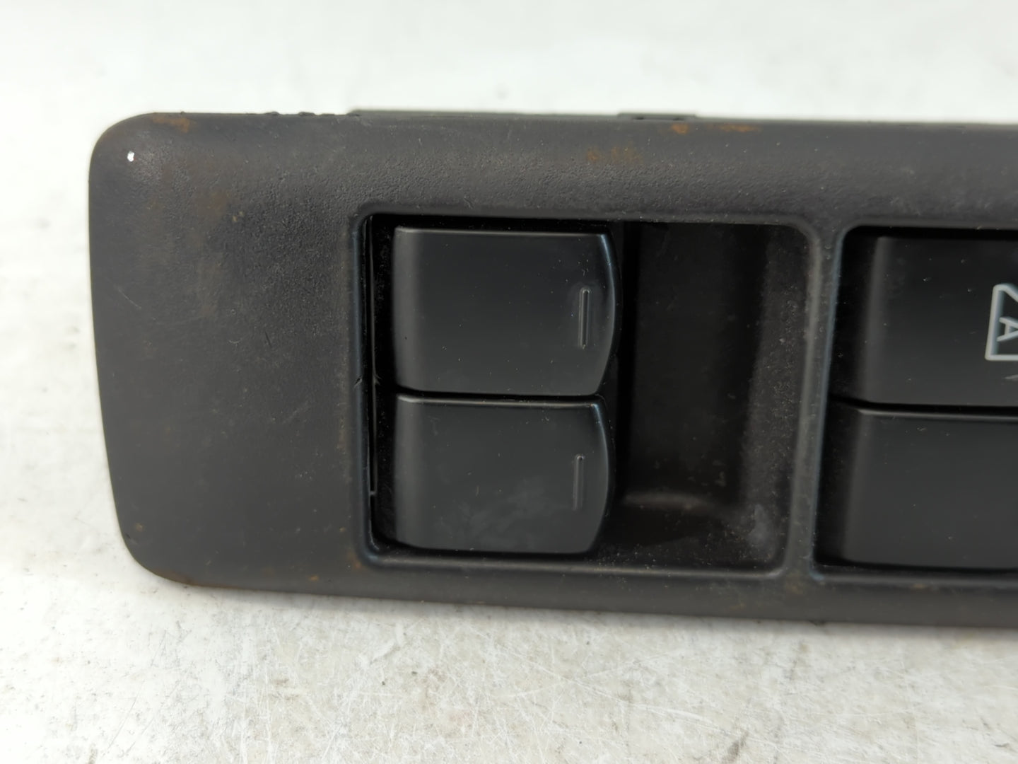2011-2015 Nissan Rogue Master Power Window Switch Replacement Driver Side Left Fits Fits 2011 2012 2013 2014 2015 OEM Used Auto Parts - Oemusedautoparts1.com