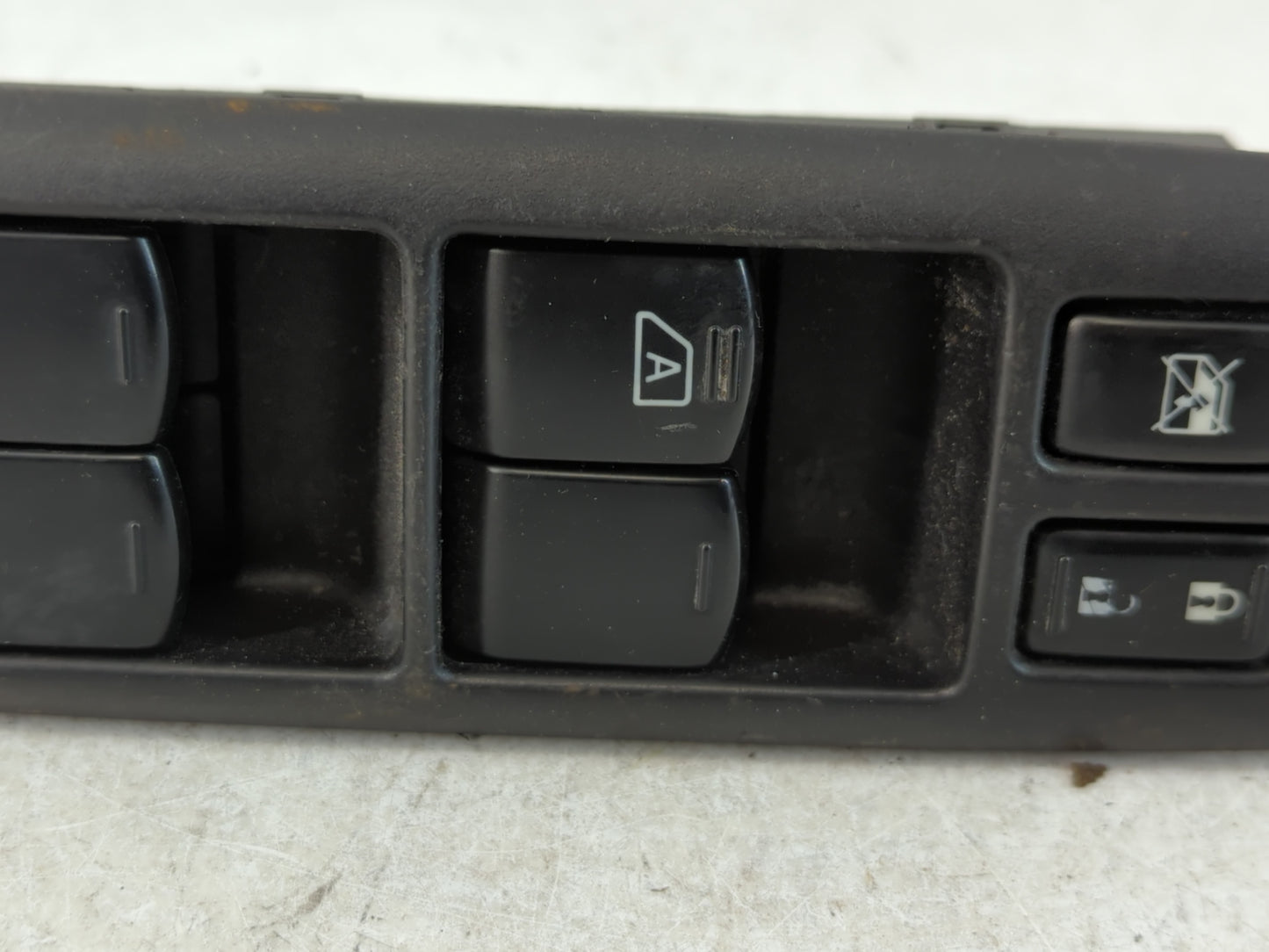 2011-2015 Nissan Rogue Master Power Window Switch Replacement Driver Side Left Fits Fits 2011 2012 2013 2014 2015 OEM Used Auto Parts - Oemusedautoparts1.com