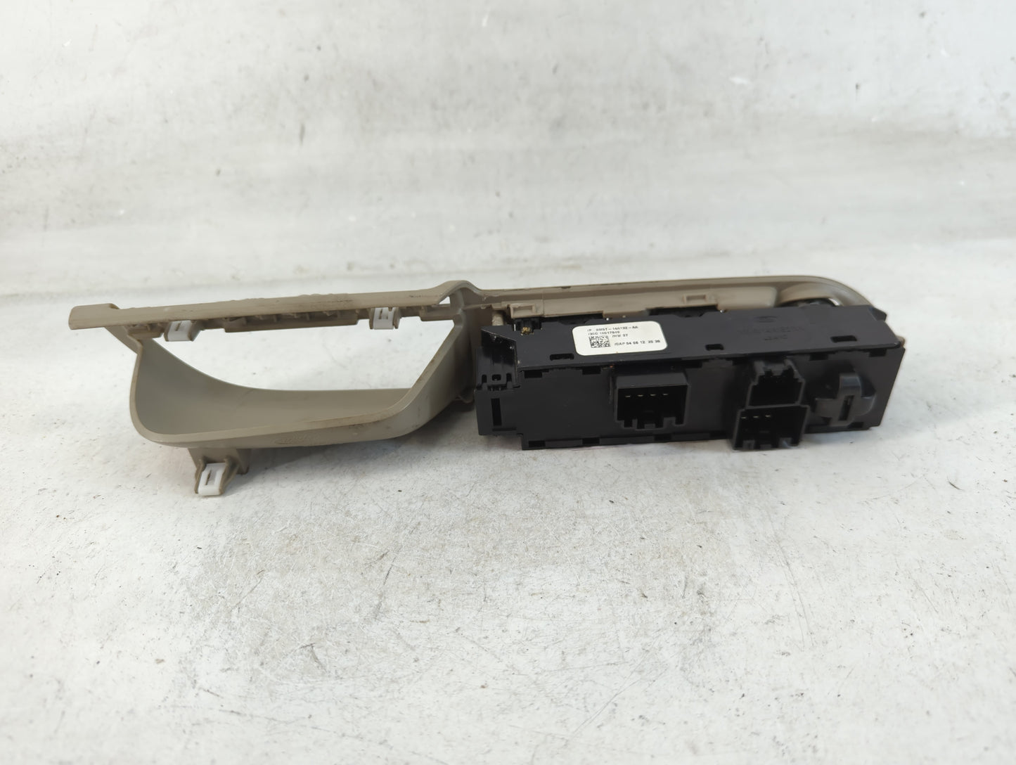2013-2016 Ford Escape Master Power Window Switch Replacement Driver Side Left P/N:BM5T-14A132-AA Fits OEM Used Auto Parts - Oemusedautoparts1.com
