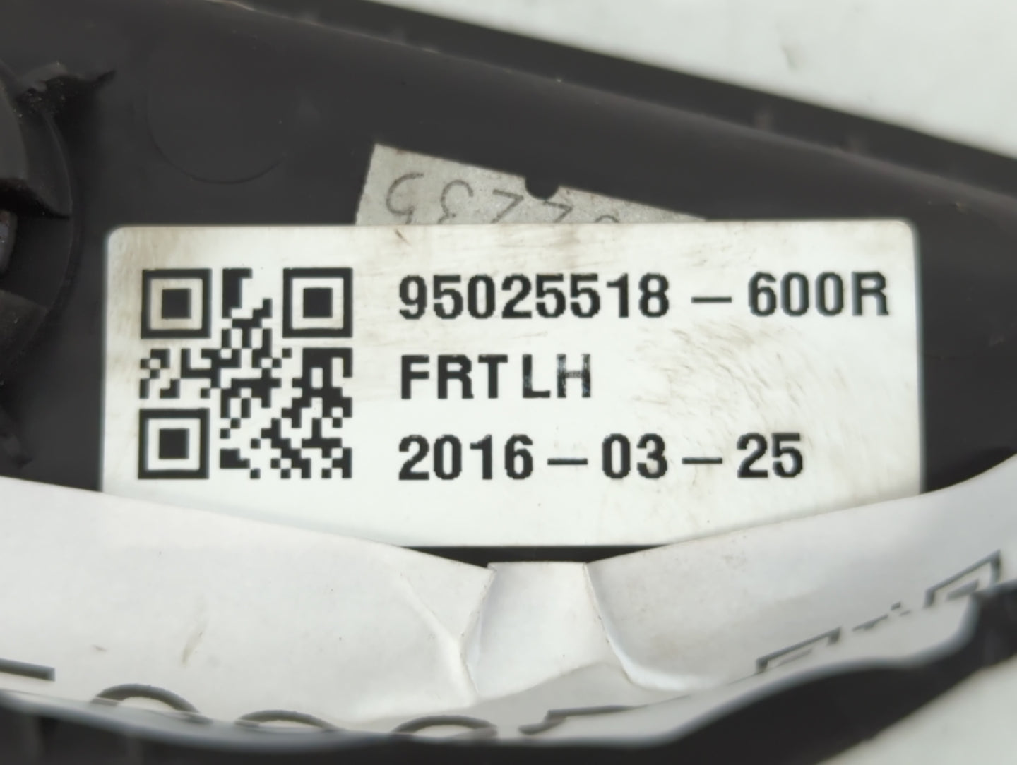 2013-2016 Buick Encore Master Power Window Switch Replacement Driver Side Left P/N:FRTLH 95025518-600R Fits OEM Used Auto Parts - Oemusedautoparts1.com