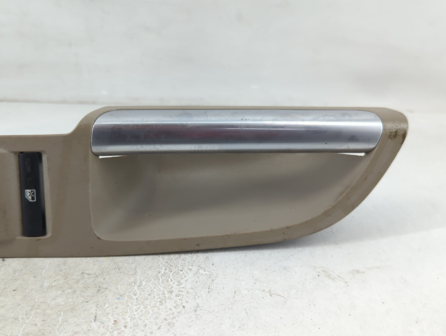 2017-2019 Ford Escape Master Power Window Switch Replacement Driver Side Left P/N:F1ET-14A132-AC Fits Fits 2017 2018 2019 OEM Used Auto Parts - Oemusedautoparts1.com