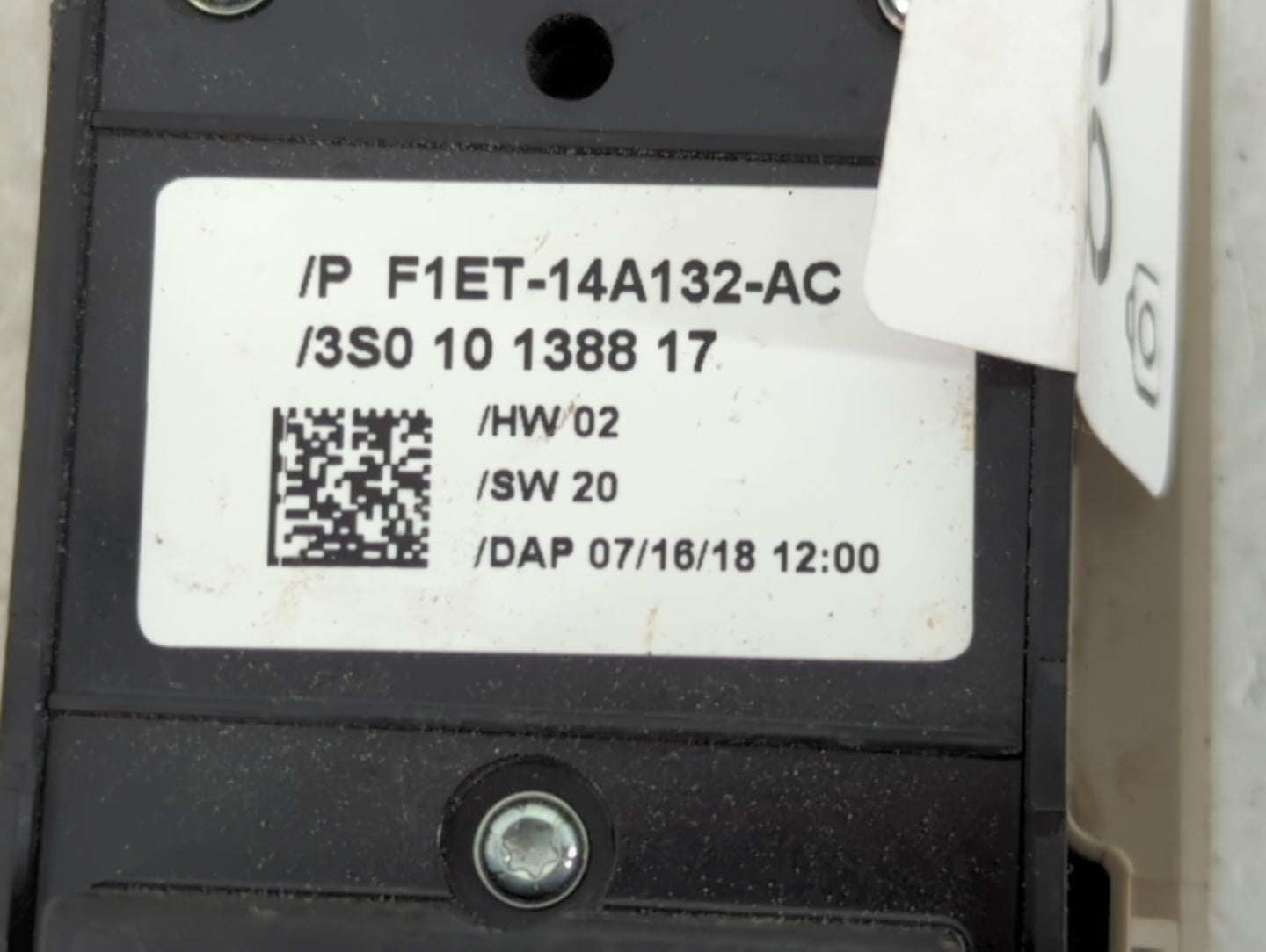 2017-2019 Ford Escape Master Power Window Switch Replacement Driver Side Left P/N:F1ET-14A132-AC Fits Fits 2017 2018 2019 OEM Used Auto Parts - Oemusedautoparts1.com