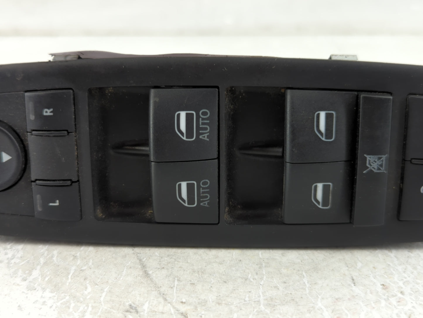 2018 Dodge Caravan Master Power Window Switch Replacement Driver Side Left P/N:68298866AA Fits Fits 2016 2017 2019 2020 OEM Used Auto Parts - Oemusedautoparts1.com