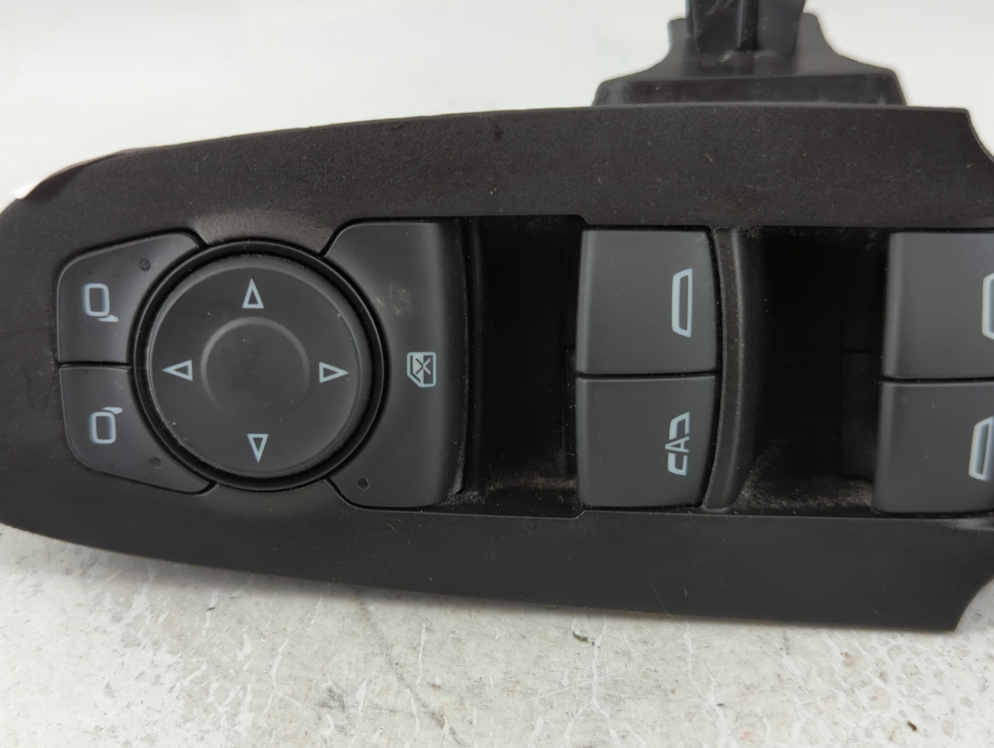 2020 Buick Encore Master Power Window Switch Replacement Driver Side Left P/N:84513464 Fits Fits 2017 2018 2019 OEM Used Auto Parts - Oemusedautoparts1.com