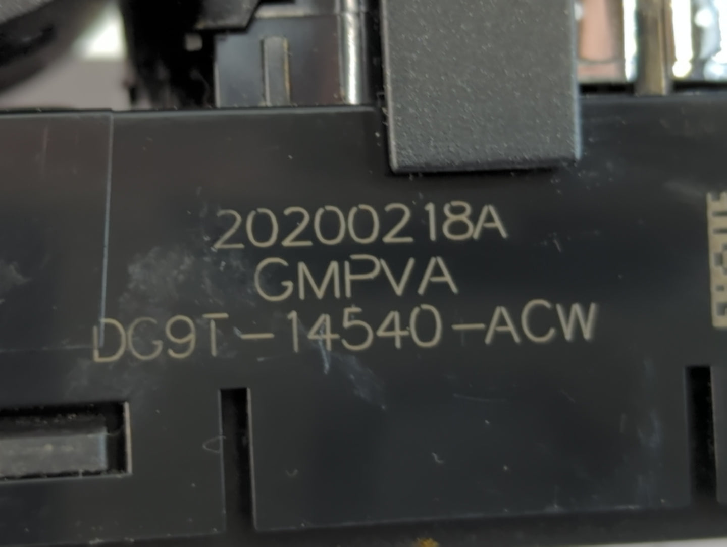 2017-2020 Ford Fusion Master Power Window Switch Replacement Driver Side Left P/N:20200218A DG9T-14540-ACW Fits OEM Used Auto Parts - Oemusedautoparts1.com