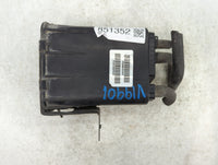 2005 Chrysler Pt Cruiser Fuel Vapor Charcoal Canister - Oemusedautoparts1.com