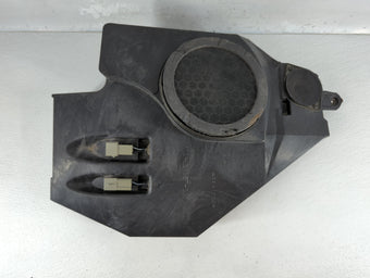 compare product 2004 Ford Mustang Speaker/subwoofer