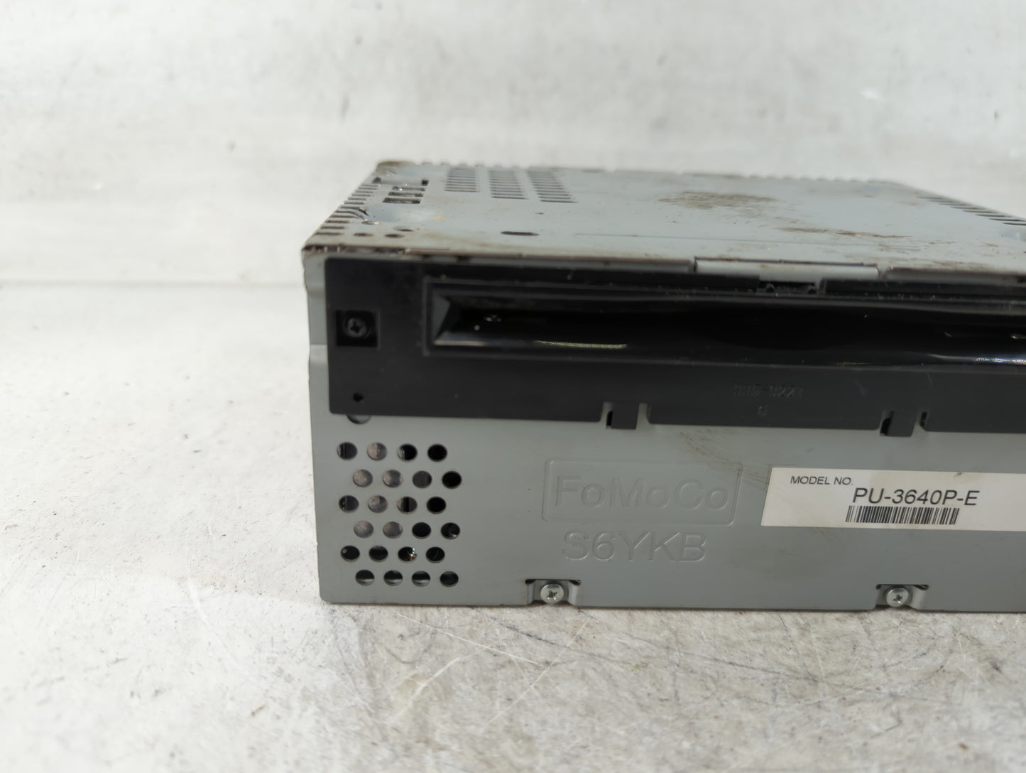 2017-2018 Ford F-150 Radio AM FM Cd Player Receiver Replacement P/N:HL3T-19C107-BC Fits Fits 2017 2018 OEM Used Auto Parts - Oemusedautoparts1.com