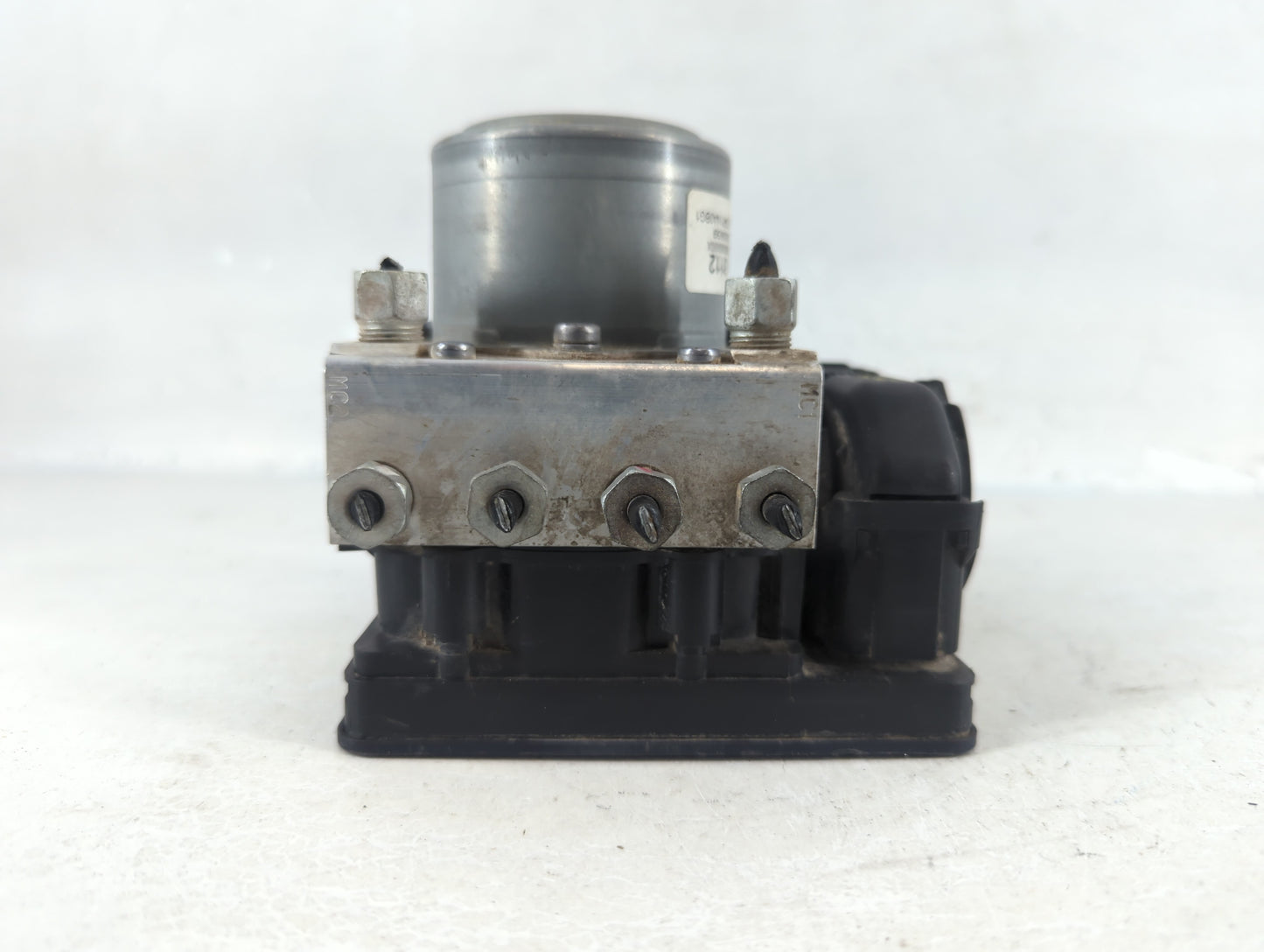 2016-2017 Buick Regal ABS Pump Control Module Replacement P/N:23383112 Fits Fits 2016 2017 OEM Used Auto Parts - Oemusedautoparts1.com