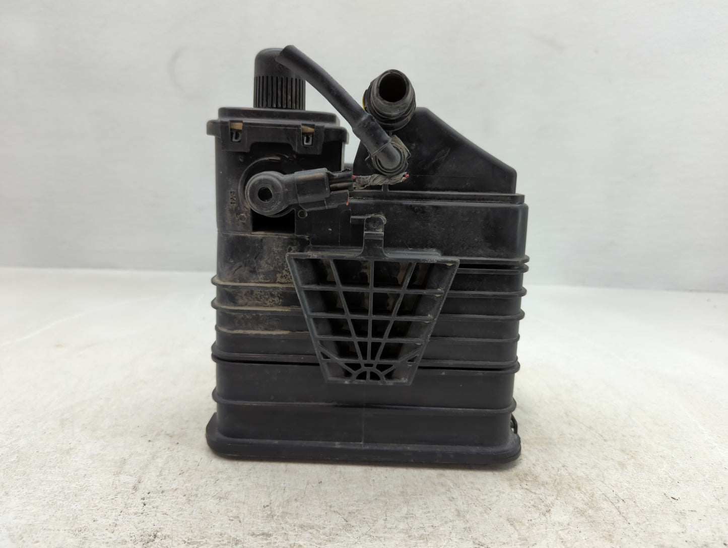 2017 Buick Regal Fuel Vapor Charcoal Canister - Oemusedautoparts1.com