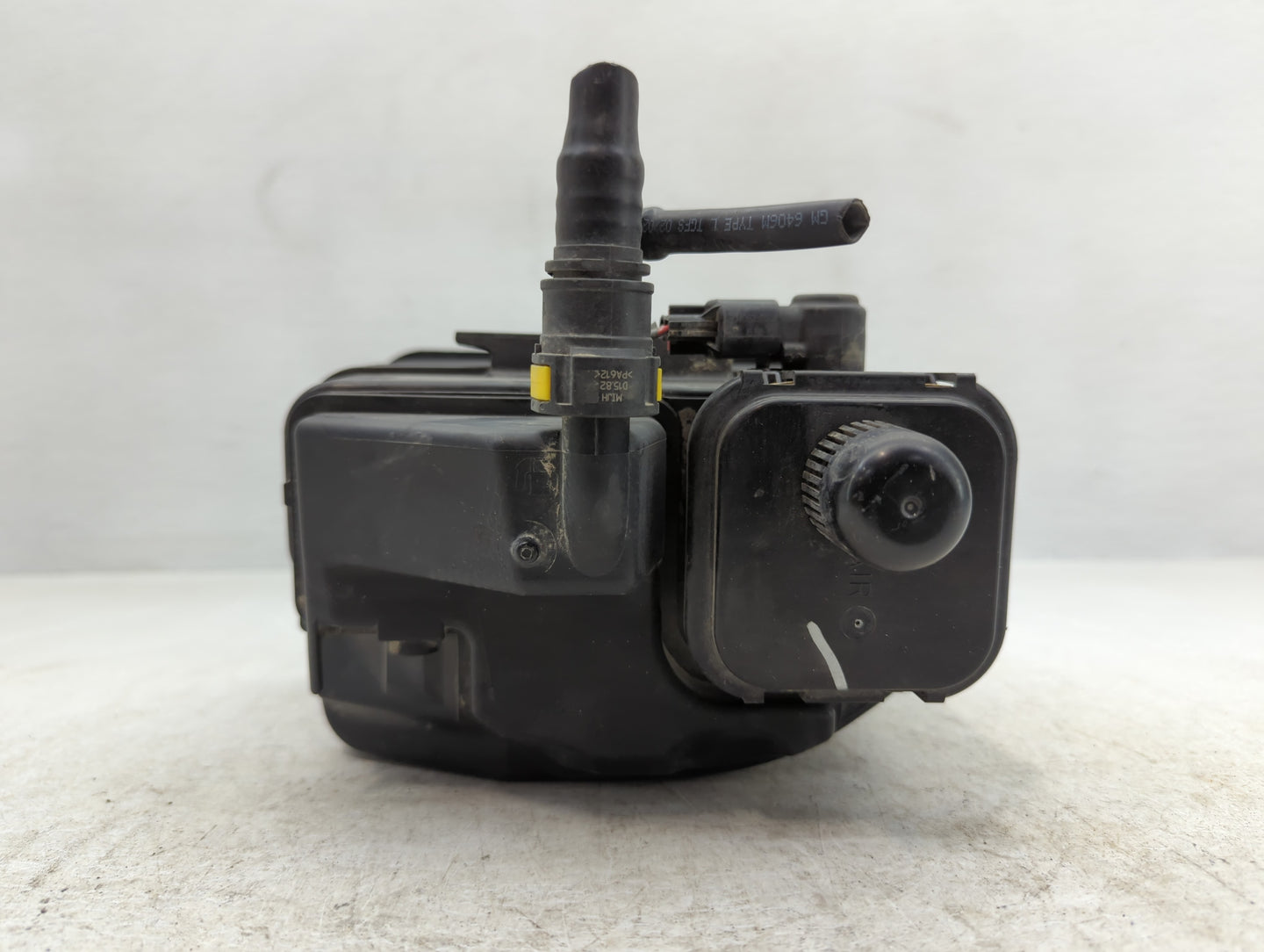 2017 Buick Regal Fuel Vapor Charcoal Canister - Oemusedautoparts1.com