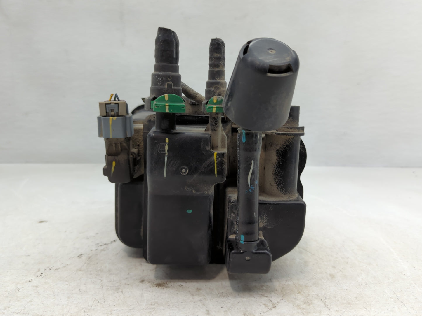 2017 Buick Encore Fuel Vapor Charcoal Canister - Oemusedautoparts1.com