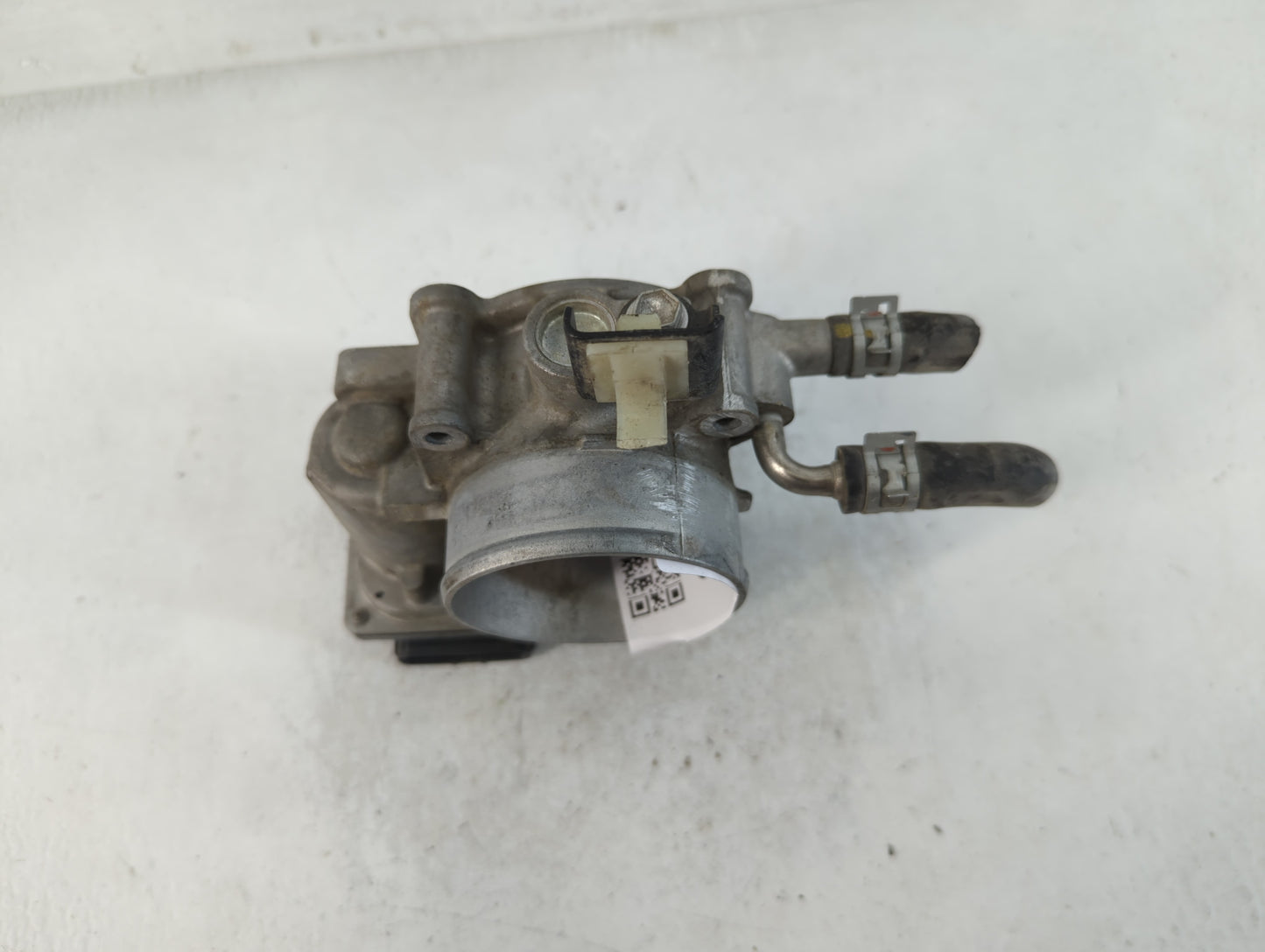 2009-2019 Toyota Highlander Throttle Body P/N:22030-0V010 Fits Fits 2009 2010 2011 2012 2013 2014 2015 2016 2017 2018 2019 OEM Used Auto Parts - Oemusedautoparts1.com
