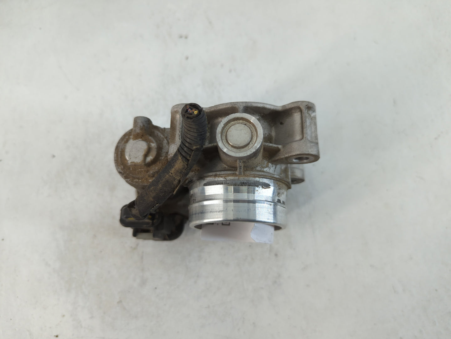 2016-2021 Buick Encore Throttle Body P/N:12671379AA Fits Fits 2016 2017 2018 2019 2020 2021 2022 OEM Used Auto Parts - Oemusedautoparts1.com