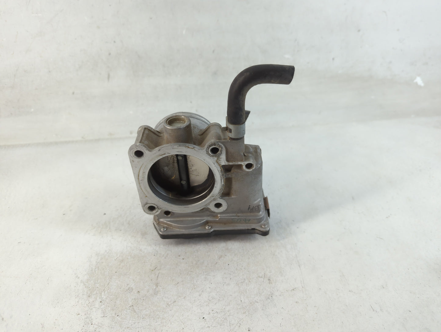 2013-2019 Nissan Sentra Throttle Body P/N:3RA060-01 A Fits Fits 2013 2014 2015 2016 2017 2018 2019 OEM Used Auto Parts - Oemusedautoparts1.com