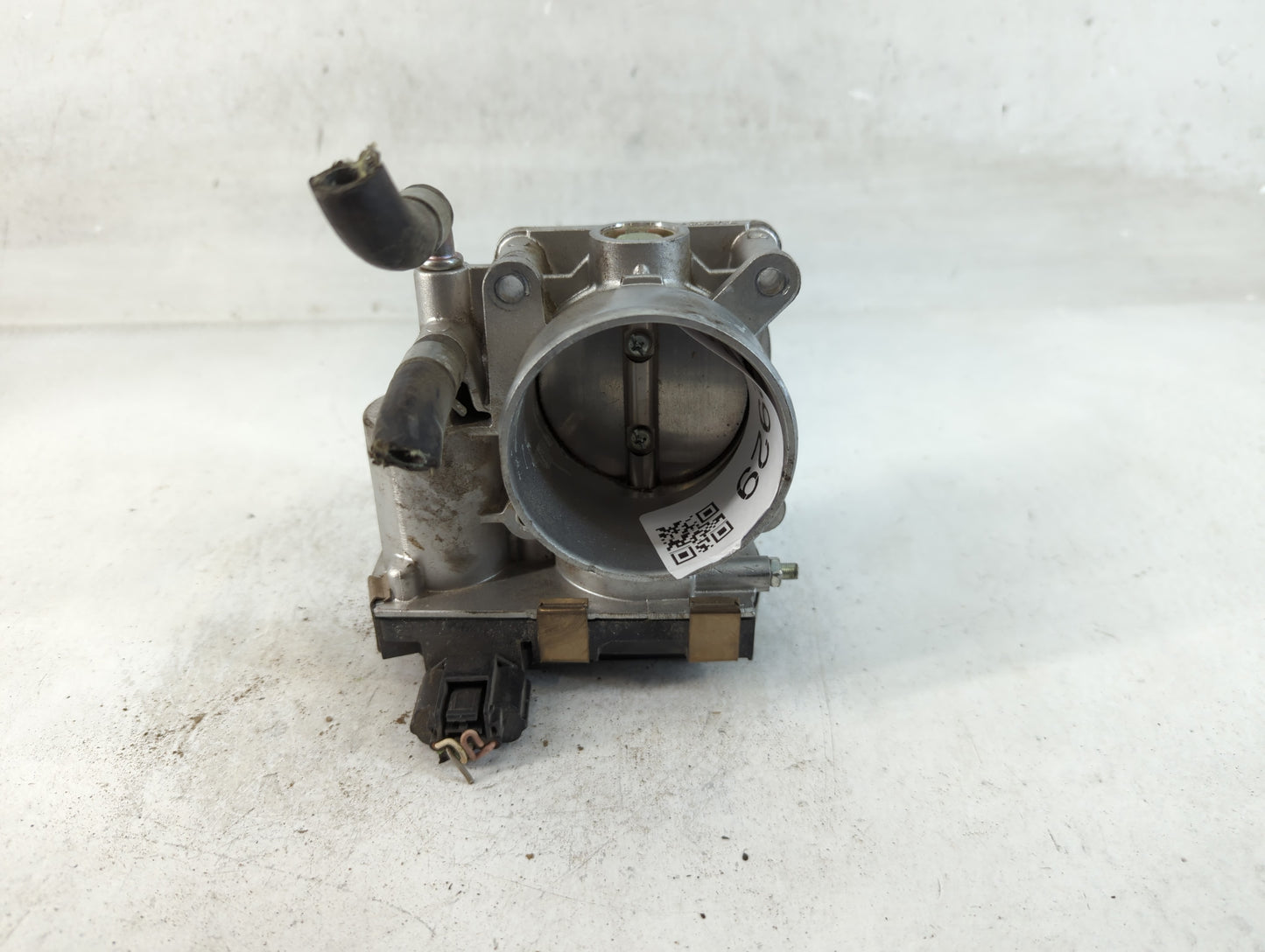 2016-2020 Infiniti Q50 Throttle Body P/N:8108 RME60-52 Fits Fits 2016 2017 2018 2019 2020 OEM Used Auto Parts - Oemusedautoparts1.com