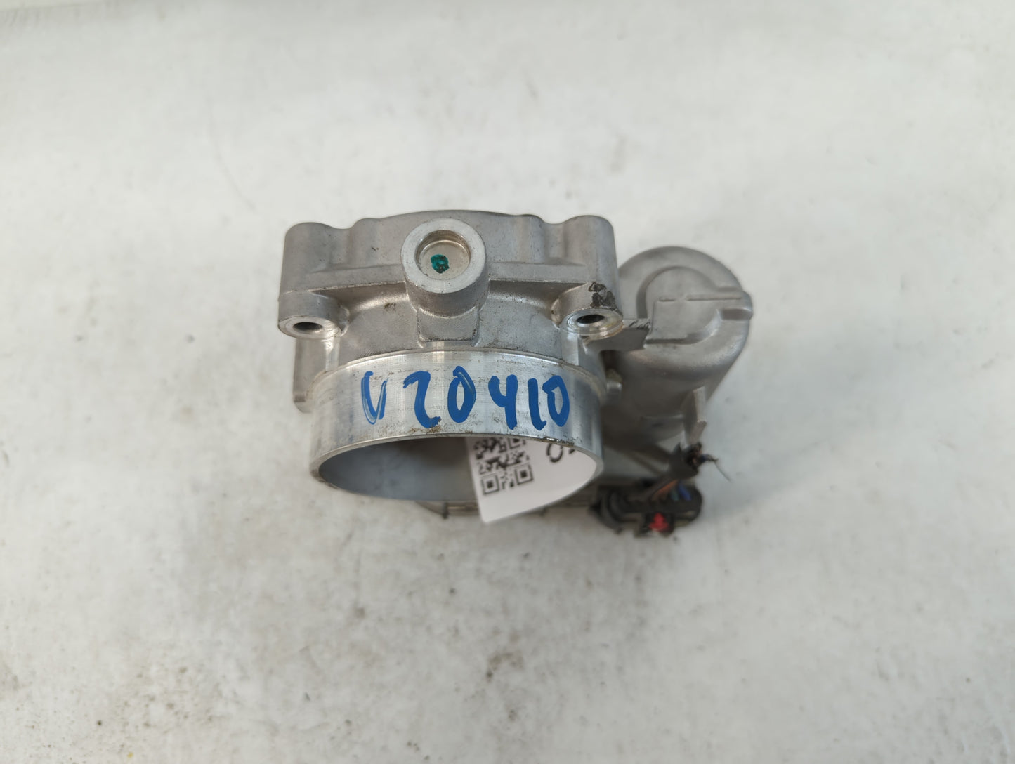 2011-2022 Dodge Durango Throttle Body P/N:05184349AC Fits Fits 2011 2012 2013 2014 2015 2016 2017 2018 2019 2020 2021 2022 OEM Used Auto Parts - Oemusedautoparts1.com