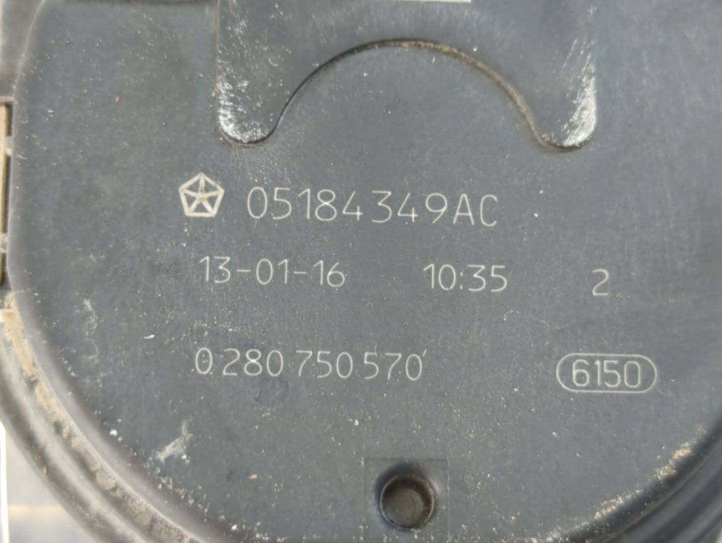 2011-2022 Dodge Durango Throttle Body P/N:05184349AC Fits Fits 2011 2012 2013 2014 2015 2016 2017 2018 2019 2020 2021 2022 OEM Used Auto Parts - Oemusedautoparts1.com