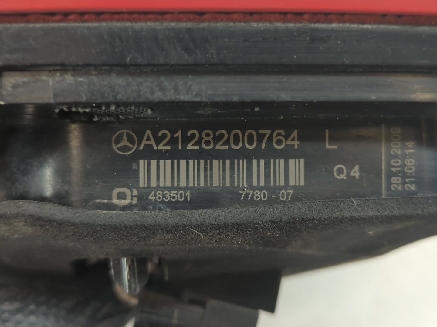 2010-2013 Mercedes-Benz E350 Tail Light Assembly Passenger Right OEM P/N:A2128200764 Fits Fits 2010 2011 2012 2013 OEM Used Auto Parts - Oemusedautoparts1.com