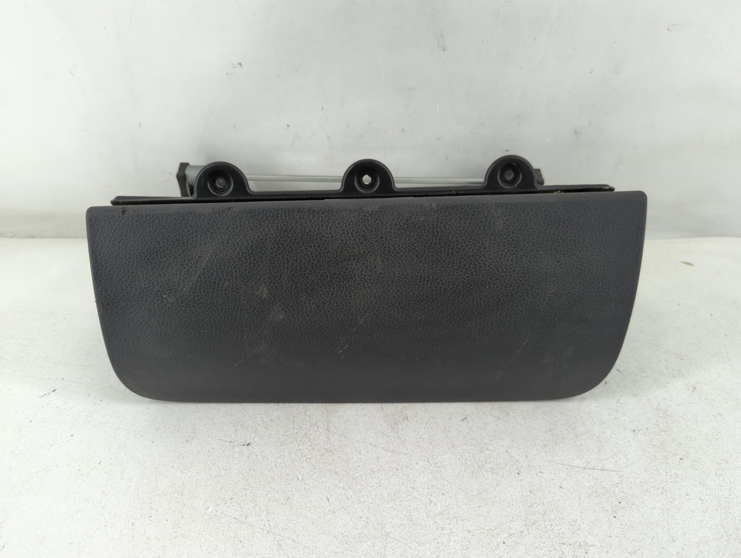 2010 Volkswagen Routan Passenger Glove Box Door Storage Compartment - Oemusedautoparts1.com