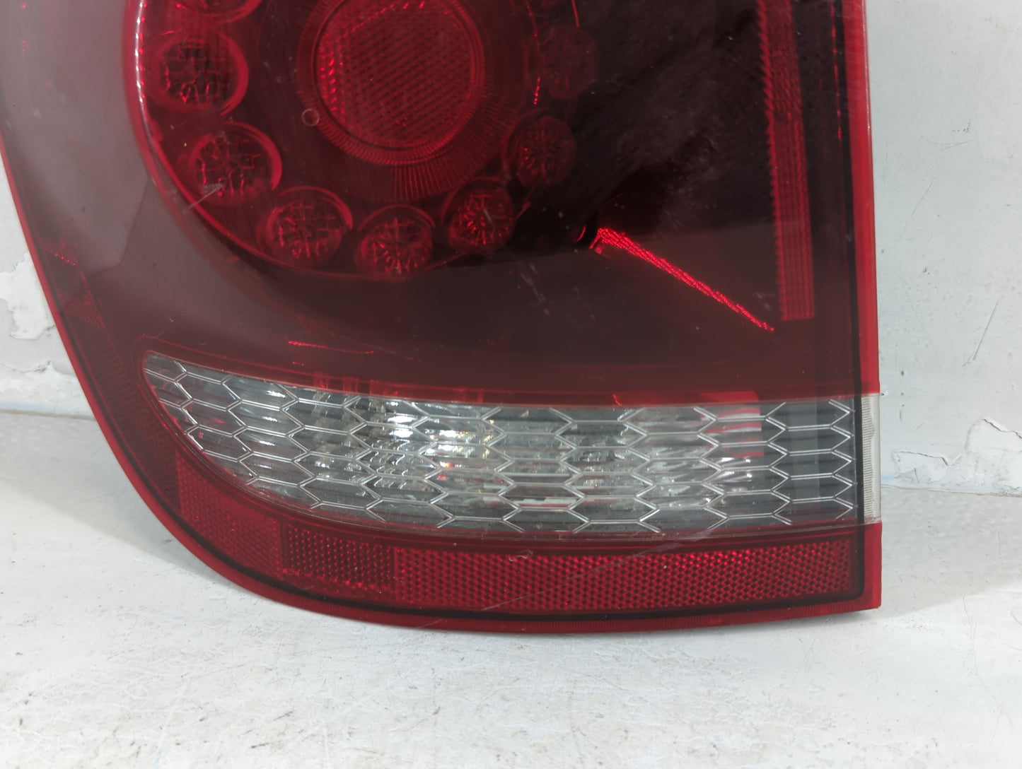 2016 Dodge Journey Tail Light Assembly Driver Left OEM P/N:L20996093 20220314 Fits OEM Used Auto Parts - Oemusedautoparts1.com
