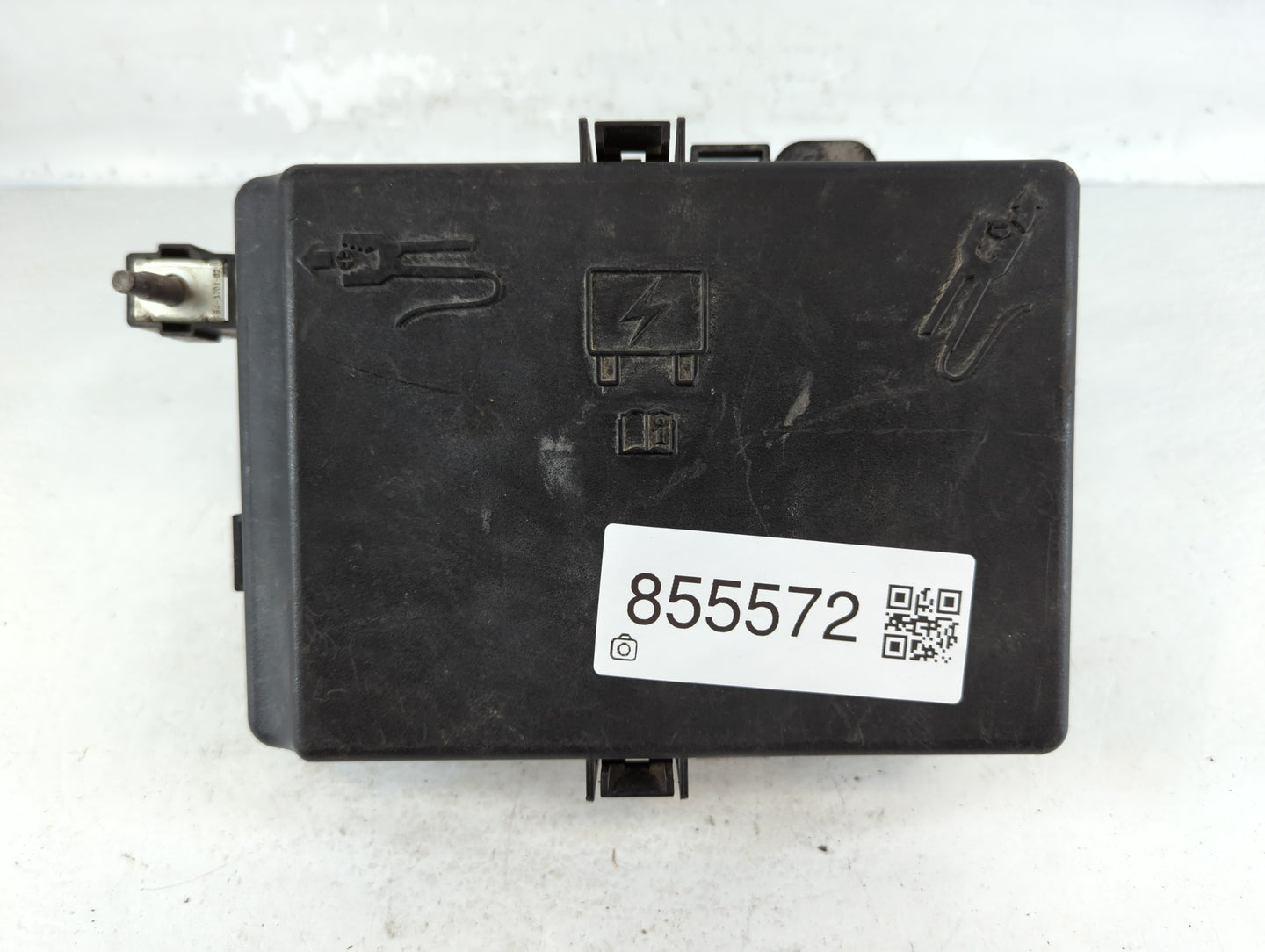 2012-2014 Dodge Charger Fusebox Fuse Box Panel Relay Module P/N:P68083978AB Fits Fits 2012 2013 2014 OEM Used Auto Parts - Oemusedautoparts1.com