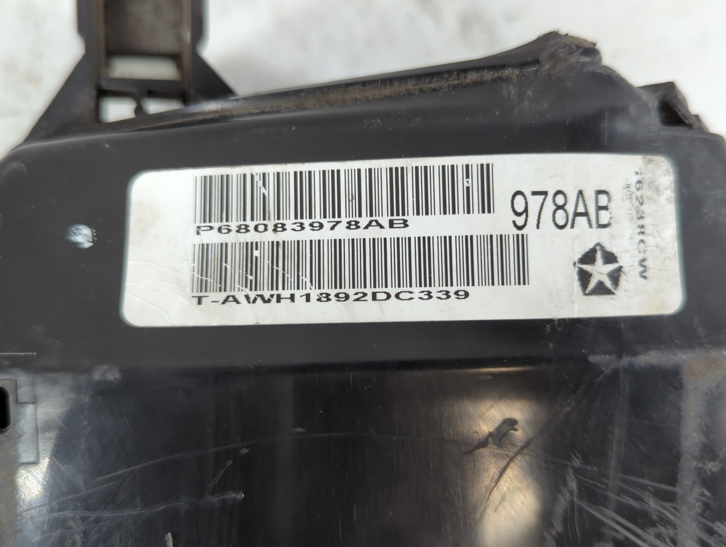 2012-2014 Dodge Charger Fusebox Fuse Box Panel Relay Module P/N:P68083978AB Fits Fits 2012 2013 2014 OEM Used Auto Parts - Oemusedautoparts1.com