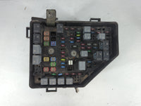 2008-2009 Cadillac Cts Fusebox Fuse Box Panel Relay Module P/N:25892798 Fits Fits 2008 2009 OEM Used Auto Parts - Oemusedautoparts1.com