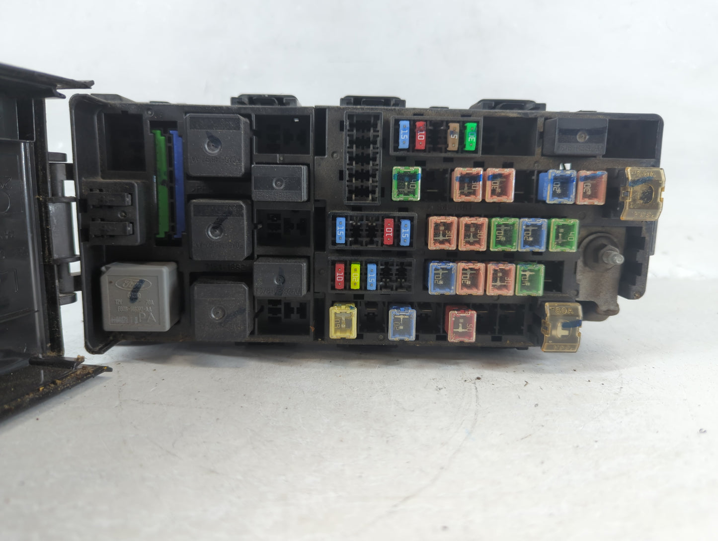 2005-2007 Mercury Montego Fusebox Fuse Box Panel Relay Module P/N:7154-3176 Fits Fits 2005 2006 2007 OEM Used Auto Parts - Oemusedautoparts1.com