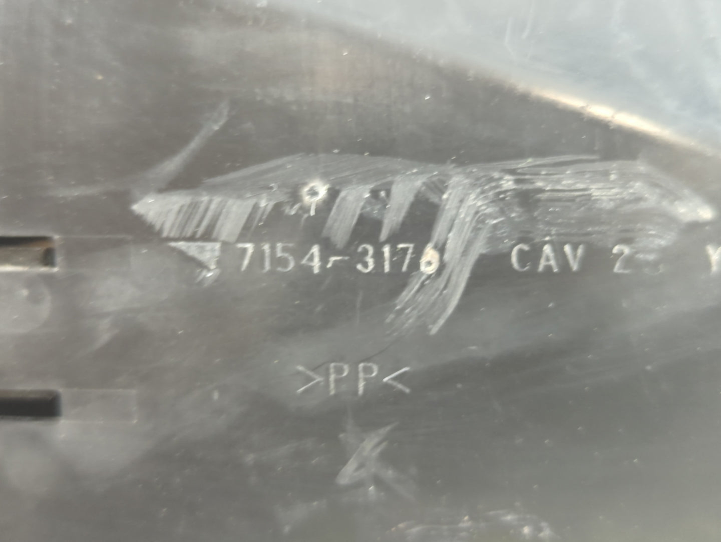 2005-2007 Mercury Montego Fusebox Fuse Box Panel Relay Module P/N:7154-3176 Fits Fits 2005 2006 2007 OEM Used Auto Parts - Oemusedautoparts1.com