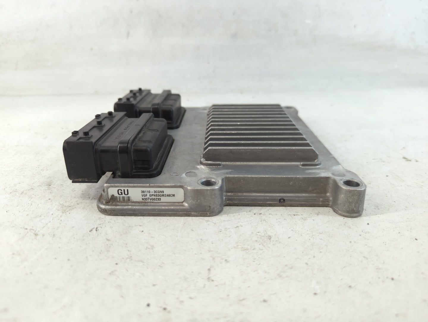 2014-2016 Kia Cadenza PCM Engine Control Computer ECU ECM PCU OEM P/N:39110-2CGN9 Fits Fits 2014 2015 2016 OEM Used Auto Parts - Oemusedautoparts1.com