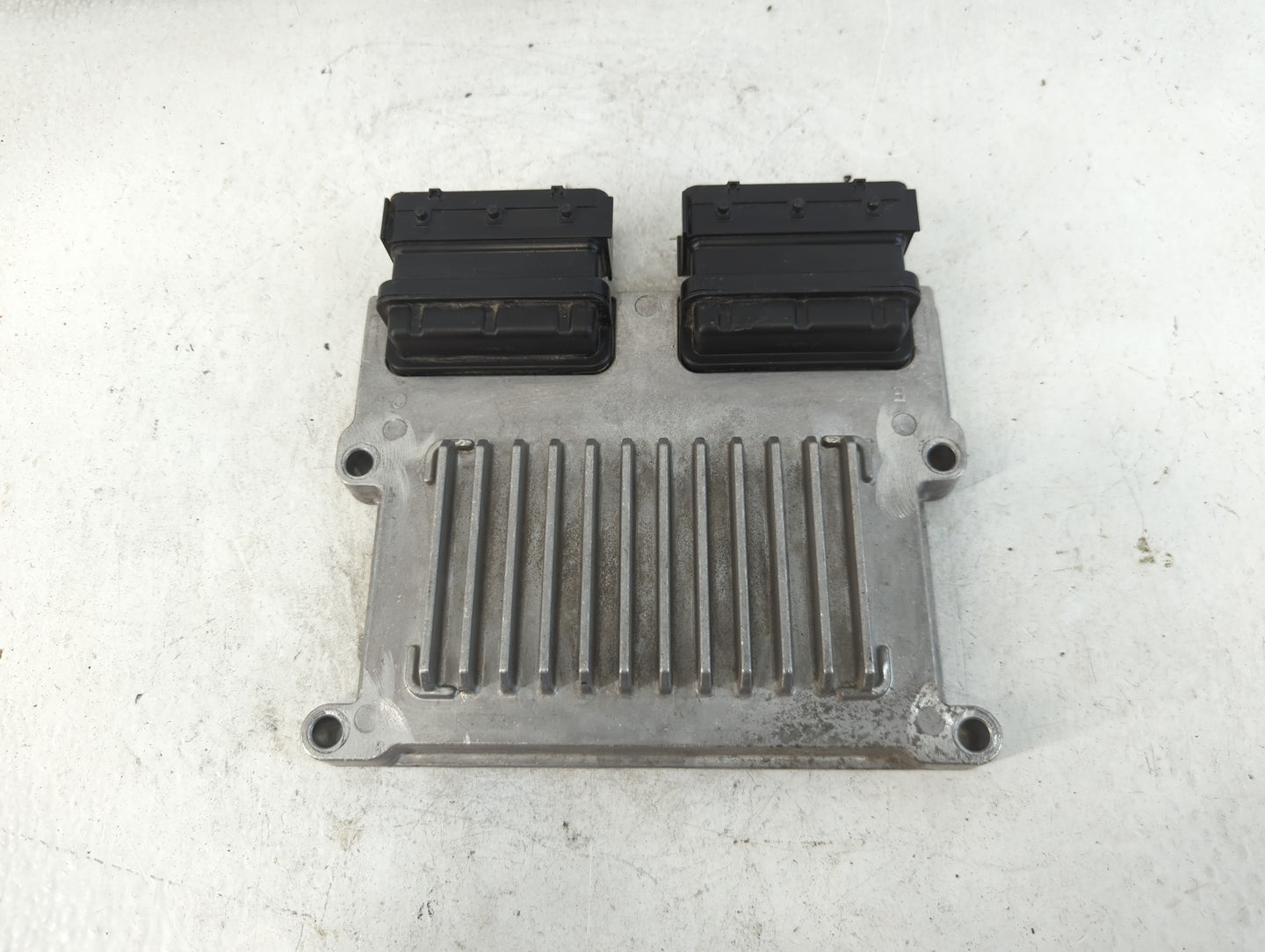 2014-2016 Kia Cadenza PCM Engine Control Computer ECU ECM PCU OEM P/N:39110-2CGN9 Fits Fits 2014 2015 2016 OEM Used Auto Parts - Oemusedautoparts1.com