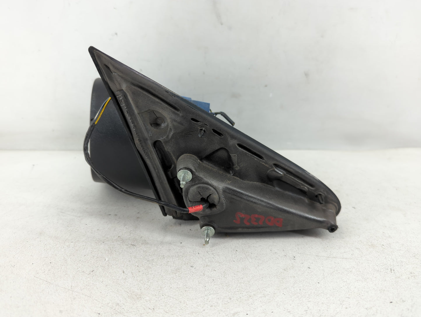 2001-2006 Dodge Stratus Side Mirror Replacement Driver Left View Door Mirror P/N:6050537 Fits Fits 2001 2002 2003 2004 2005 2006 OEM Used Auto Parts - Oemusedautoparts1.com