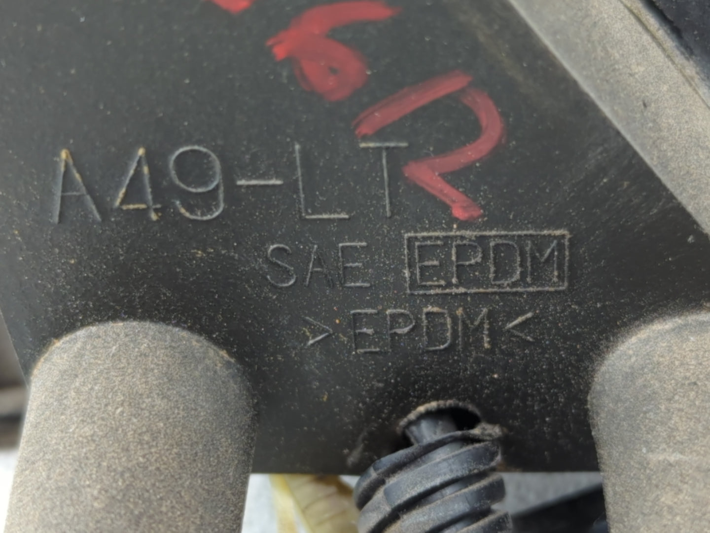 2000-2004 Nissan Xterra Side Mirror Replacement Driver Left View Door Mirror Fits OEM Used Auto Parts - Oemusedautoparts1.com