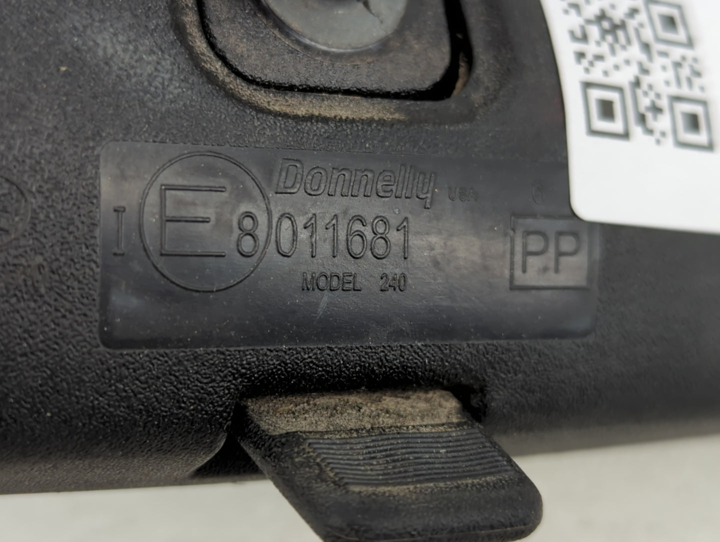 2007-2010 Chrysler Sebring Interior Rear View Mirror Replacement OEM P/N:E8011681 Fits OEM Used Auto Parts - Oemusedautoparts1.com