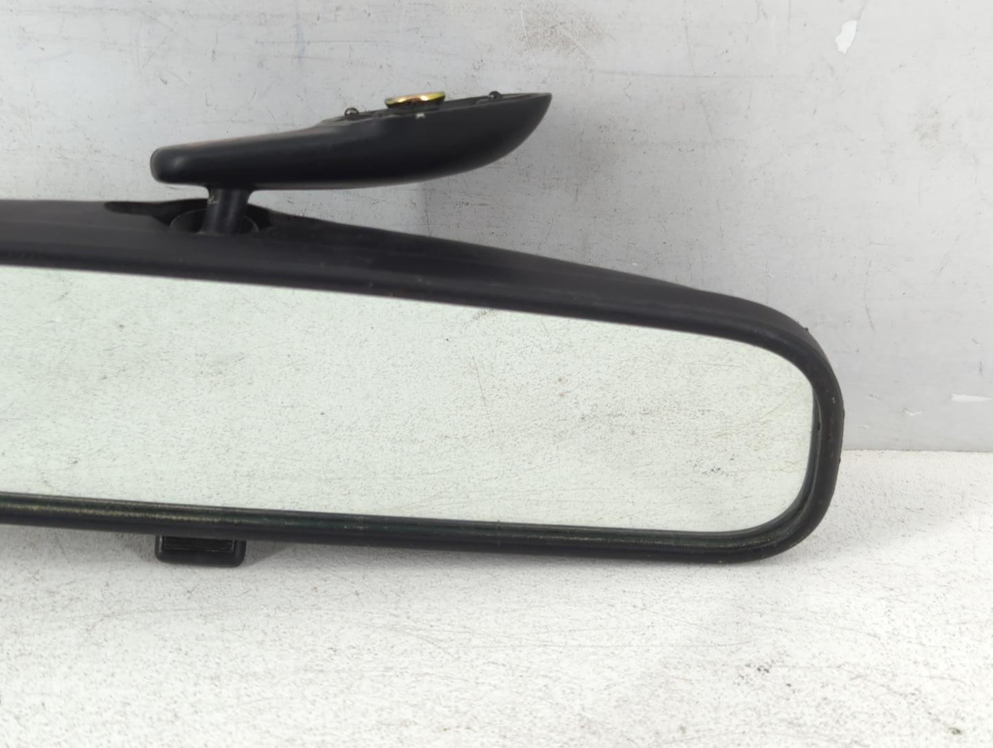 2001-2012 Hyundai Elantra Interior Rear View Mirror Replacement OEM P/N:E13010082 Fits OEM Used Auto Parts - Oemusedautoparts1.com