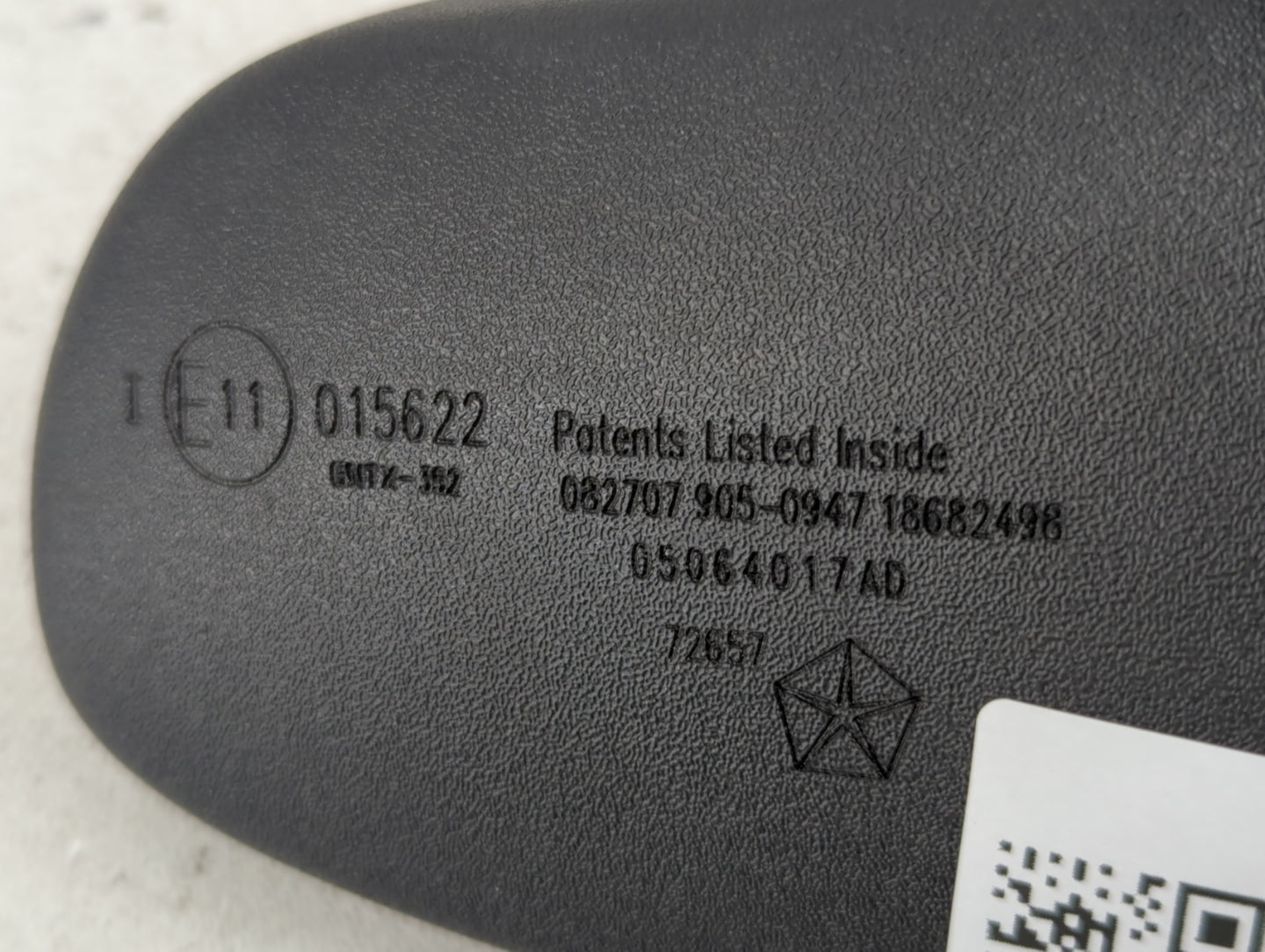 2007-2012 Dodge Caliber Interior Rear View Mirror Replacement OEM P/N:E11015622 Fits OEM Used Auto Parts - Oemusedautoparts1.com