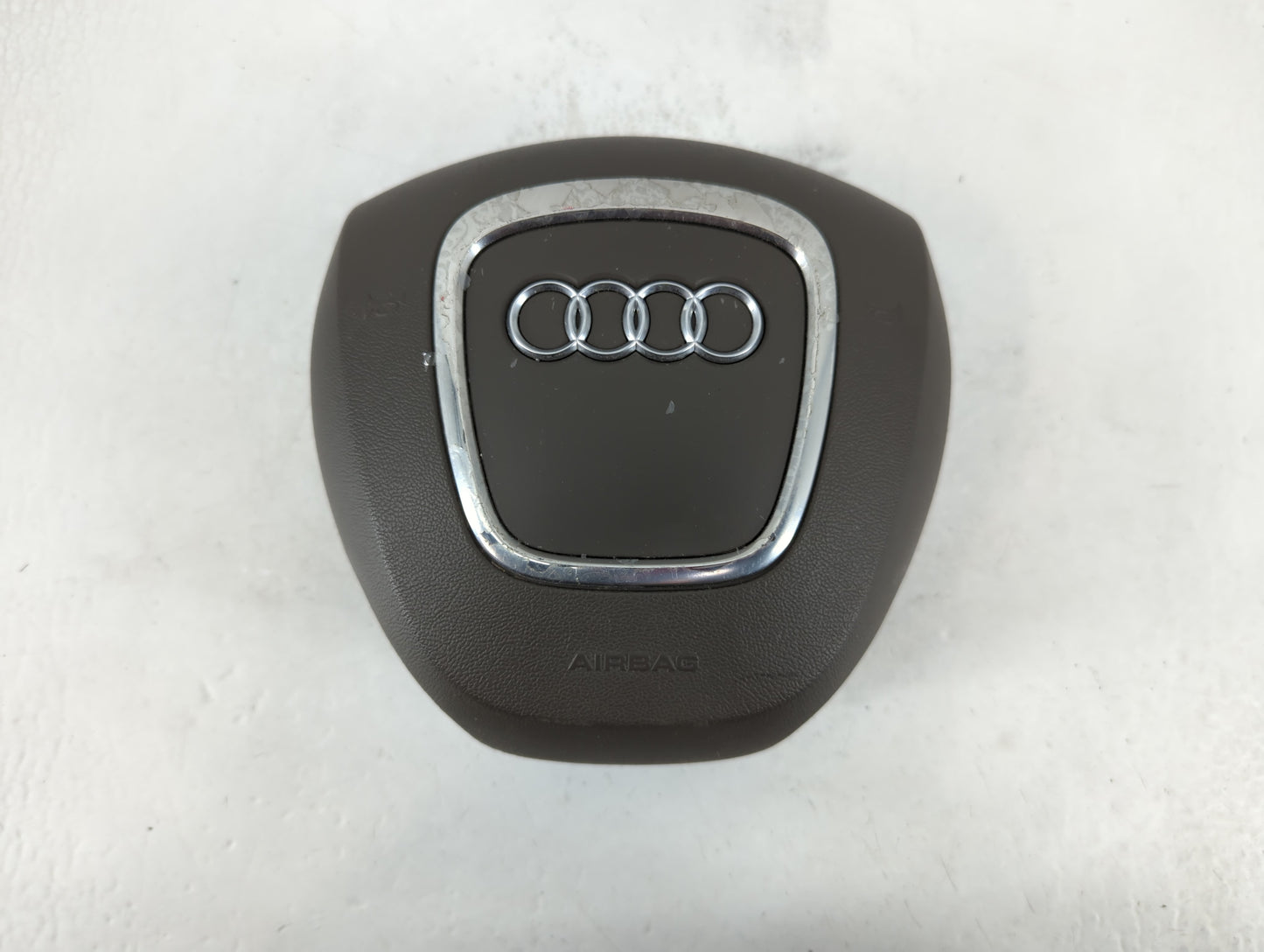 2009-2012 Audi Q5 Air Bag Driver Left Steering Wheel Mounted P/N:8R0 880 201 A Fits Fits 2009 2010 2011 2012 OEM Used Auto Parts - Oemusedautoparts1.com