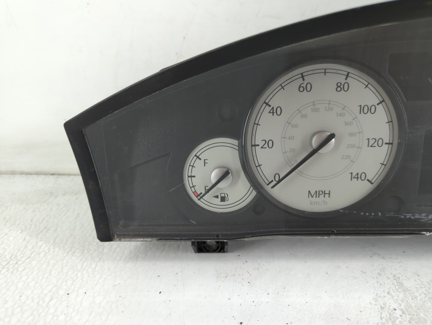 2005 Chrysler 300 Instrument Cluster Speedometer Gauges P/N:P04602489AE Fits OEM Used Auto Parts - Oemusedautoparts1.com