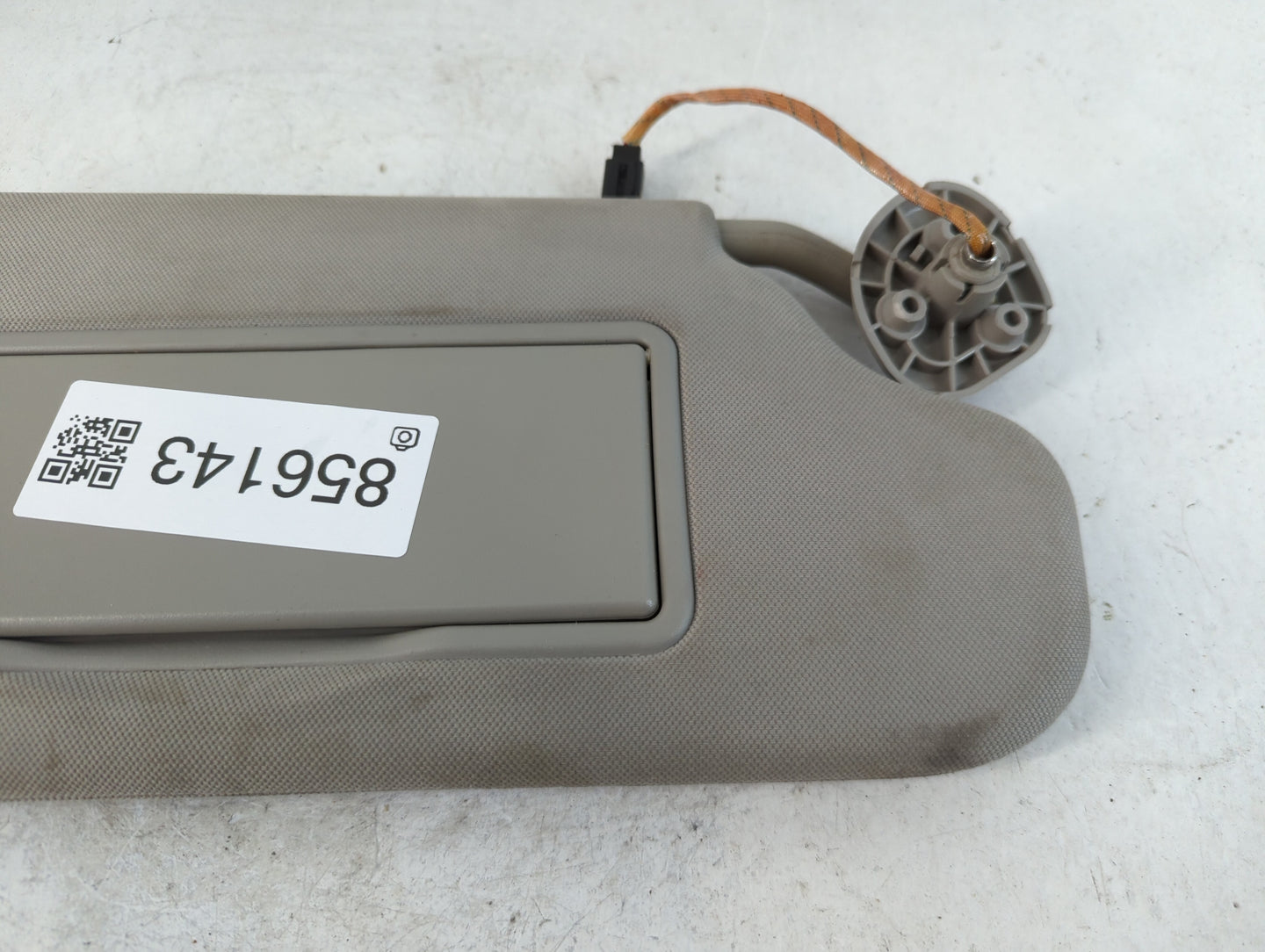 2006-2016 Chevrolet Impala Sun Visor Shade Replacement Passenger Right Mirror Fits OEM Used Auto Parts - Oemusedautoparts1.com