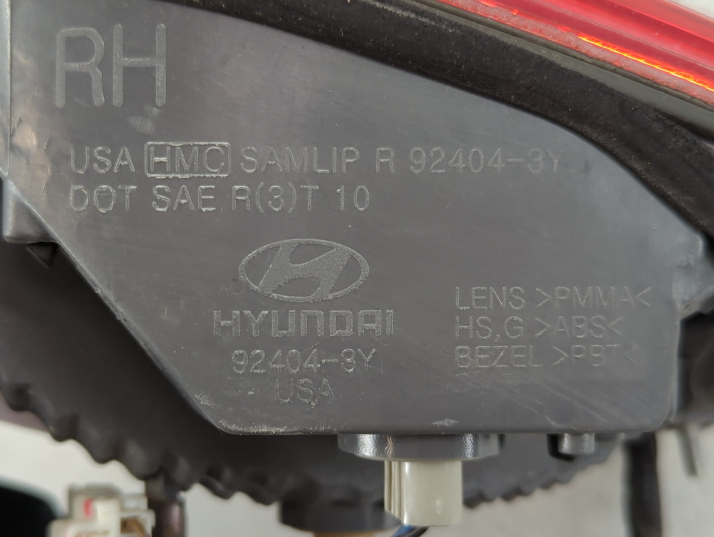 2011-2013 Hyundai Elantra Tail Light Assembly Driver Left OEM P/N:92404-3Y Fits Fits 2011 2012 2013 OEM Used Auto Parts - Oemusedautoparts1.com
