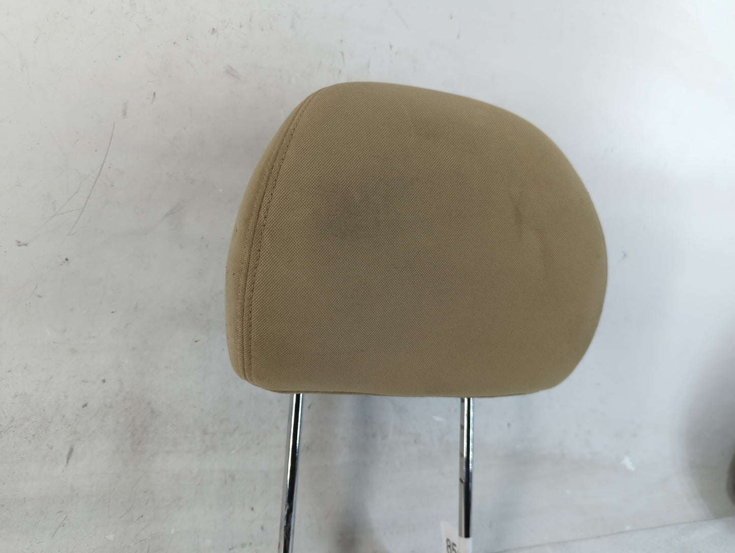 2013-2015 Hyundai Sonata Headrest Head Rest Front Driver Passenger Seat Fits Fits 2013 2014 2015 OEM Used Auto Parts - Oemusedautoparts1.com