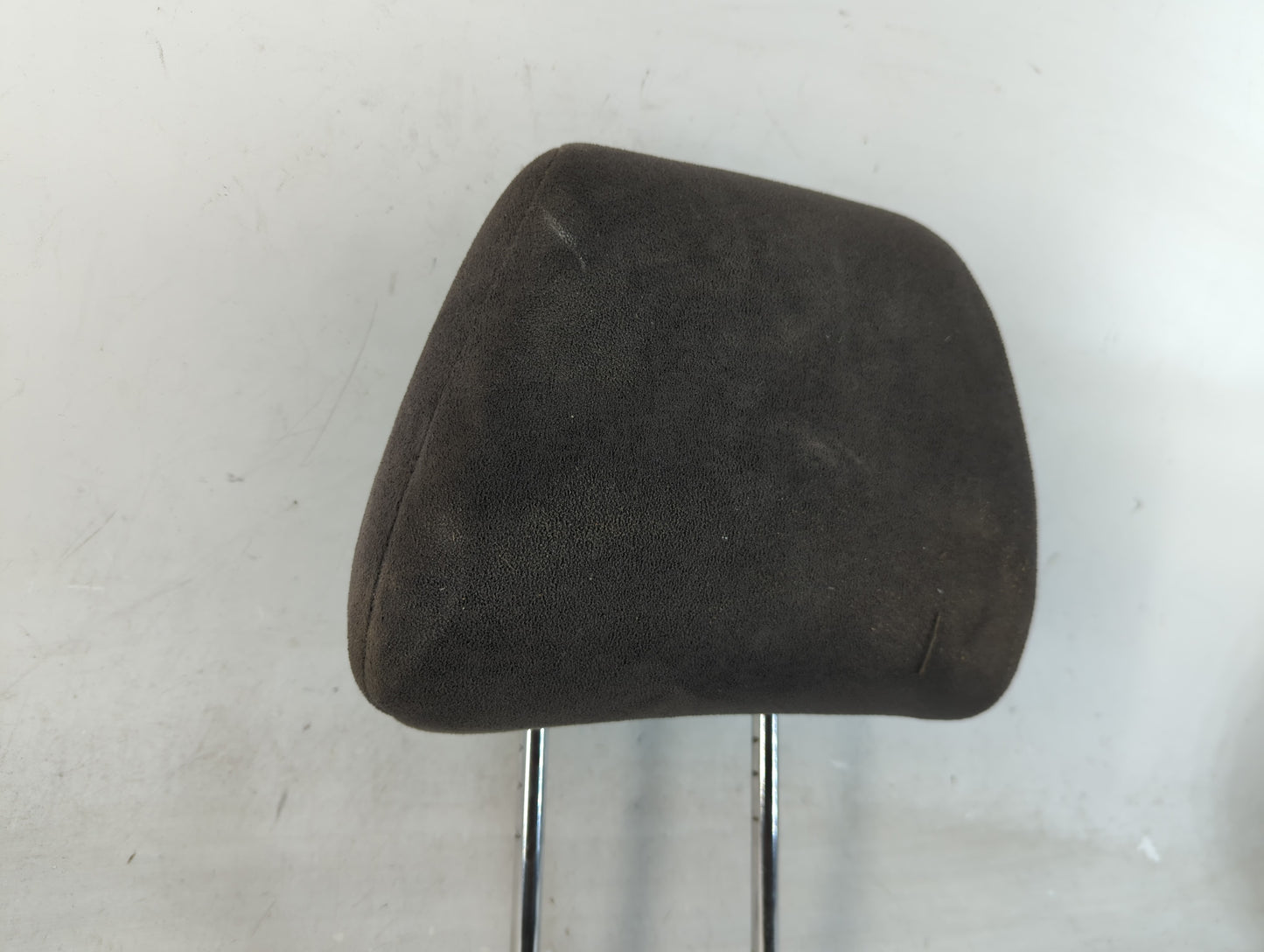 2008-2009 Nissan Altima Headrest Head Rest Front Driver Passenger Seat Fits Fits 2008 2009 OEM Used Auto Parts - Oemusedautoparts1.com
