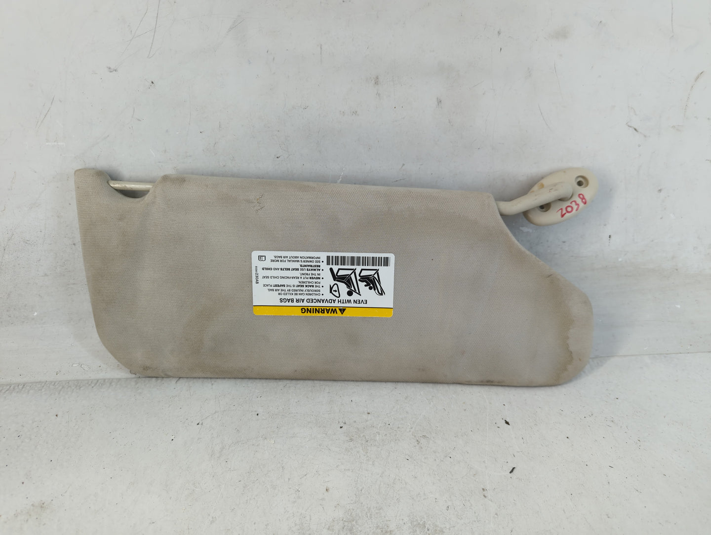 2008-2010 Chrysler Sebring Sun Visor Shade Replacement Driver Left Mirror Fits Fits 2008 2009 2010 OEM Used Auto Parts - Oemusedautoparts1.com