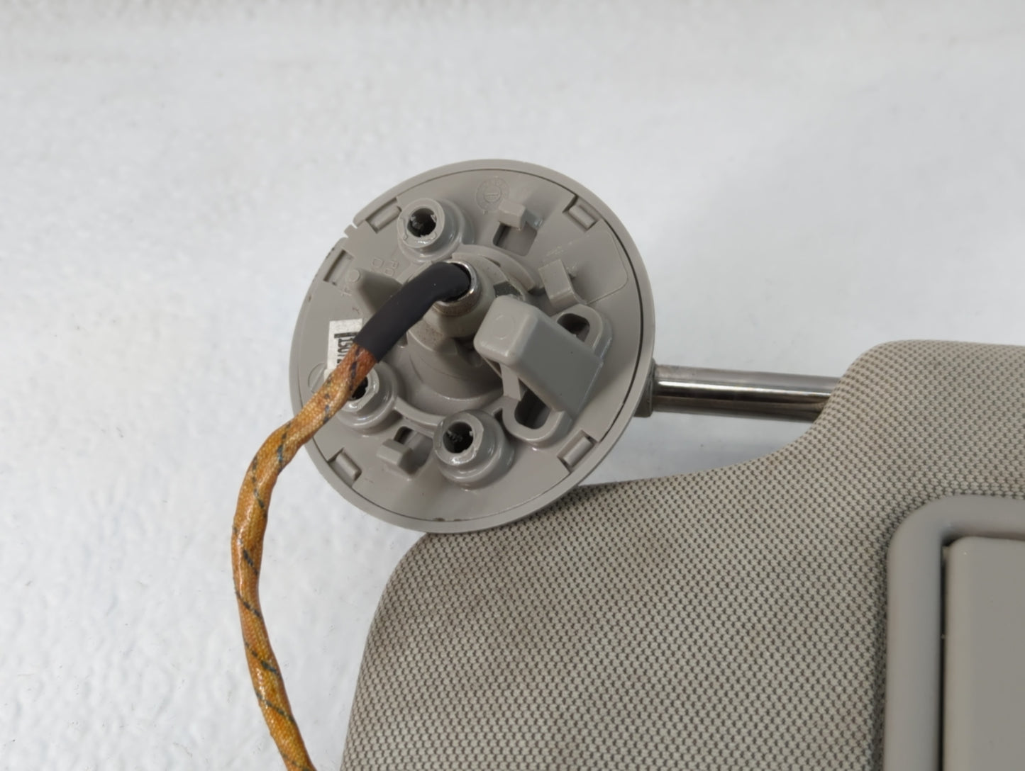 2013-2016 Chevrolet Malibu Sun Visor Shade Replacement Driver Left Mirror Fits Fits 2013 2014 2015 2016 OEM Used Auto Parts - Oemusedautoparts1.com