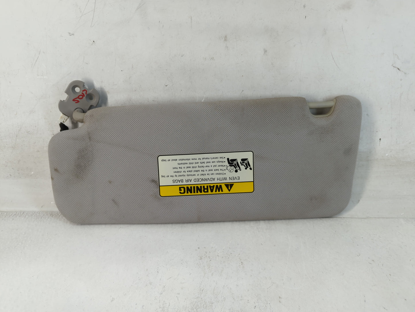 2015-2019 Hyundai Sonata Sun Visor Shade Replacement Driver Left Mirror Fits Fits 2015 2016 2017 2018 2019 OEM Used Auto Parts - Oemusedautoparts1.com