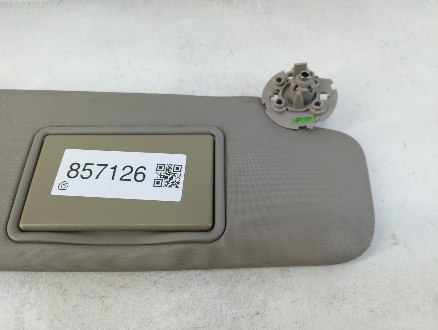 2011-2016 Chevrolet Cruze Sun Visor Shade Replacement Passenger Right Mirror Fits Fits 2011 2012 2013 2014 2015 2016 OEM Used Auto Parts - Oemusedautoparts1.com