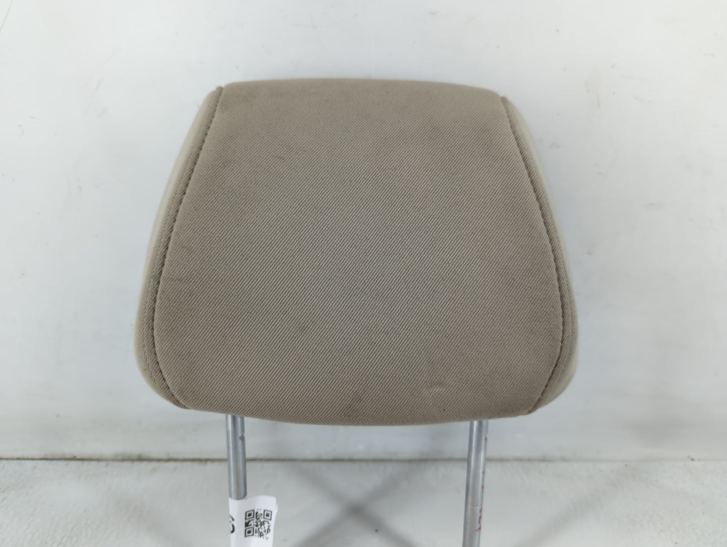 2008-2009 Pontiac G6 Headrest Head Rest Rear Seat Fits Fits 2008 2009 OEM Used Auto Parts - Oemusedautoparts1.com