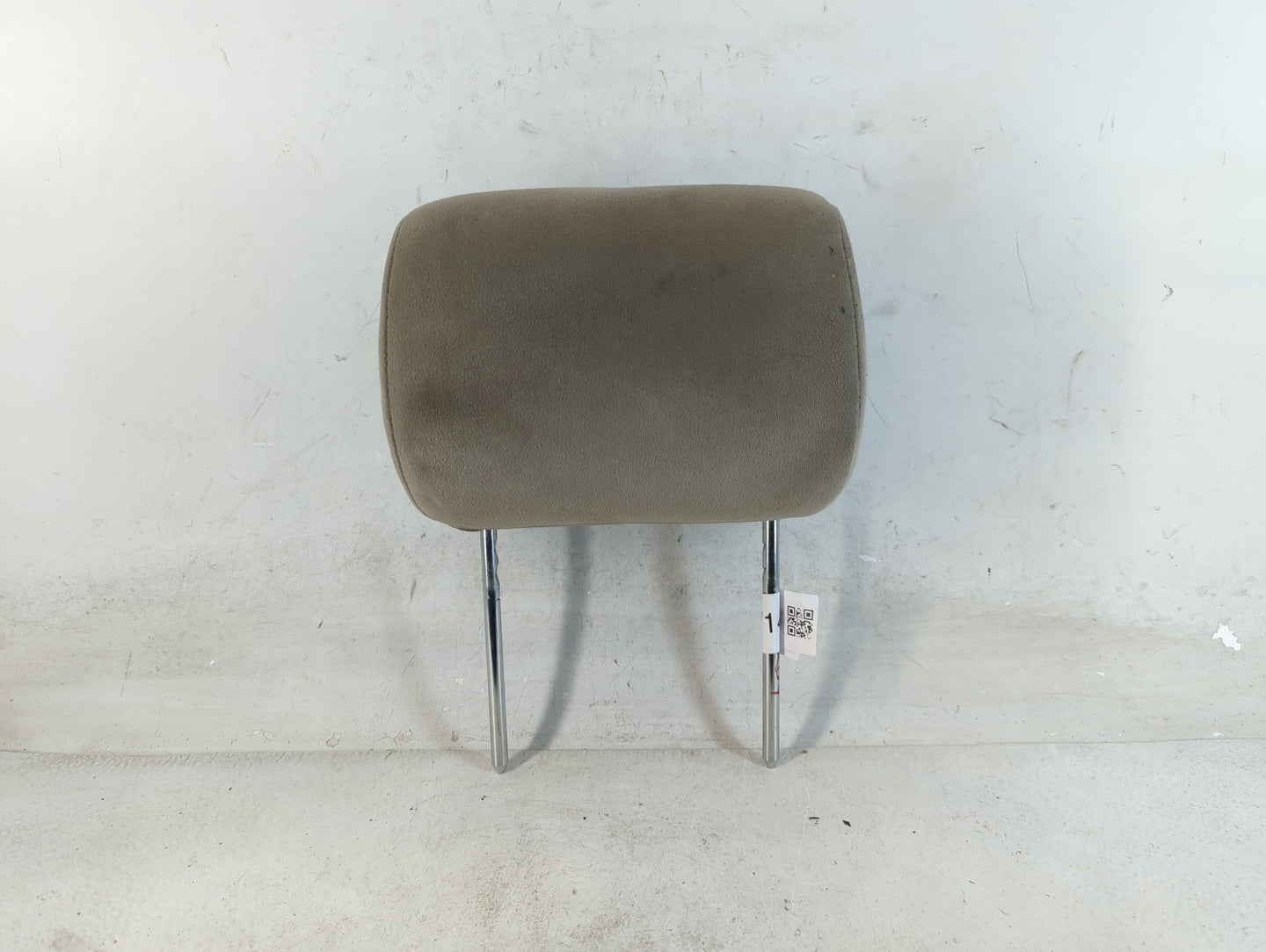 2006-2008 Ford Fusion Headrest Head Rest Front Driver Passenger Seat Fits Fits 2006 2007 2008 OEM Used Auto Parts - Oemusedautoparts1.com